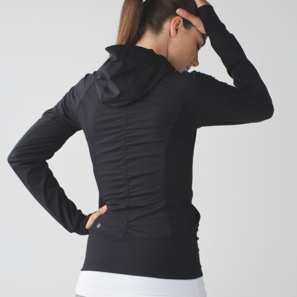Black Women’s Lululemon Reversible jacket